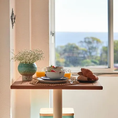 Infinite Ocean View W/ Free Parking By Timecooler Apartment Paco de Arcos
