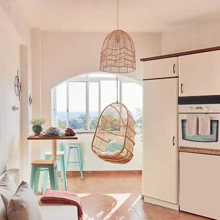 Infinite Ocean View W/ Free Parking By Timecooler