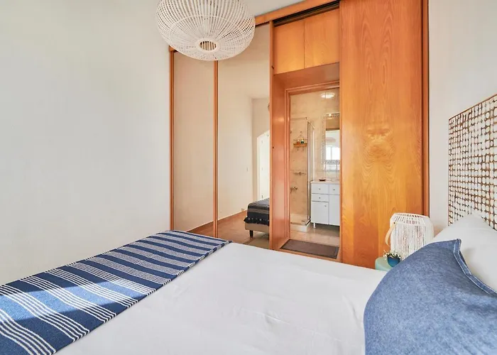 Infinite Ocean View W/ Free Parking By Timecooler Apartament *